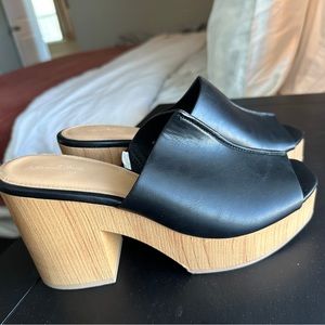 Universal Thread Co 9.5 Heels